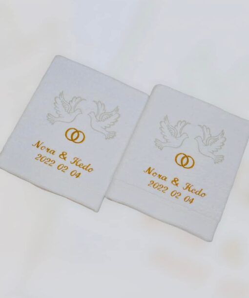 Rankšluostis ,,Meilės balandžiai"